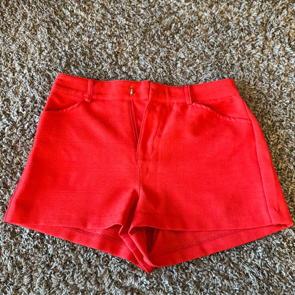 Glam red shorts